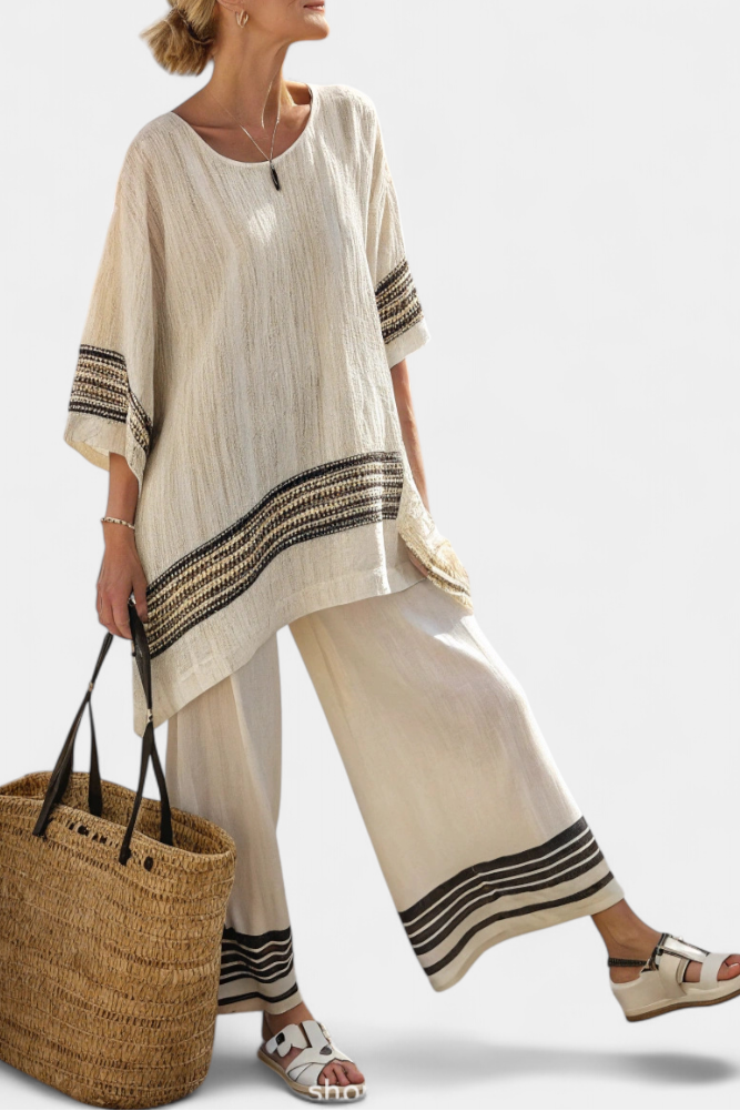 Mariella – Elegant black striped linen top and flowing trousers
