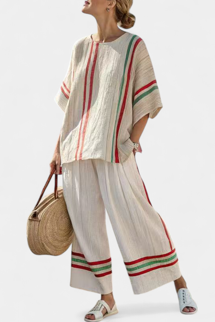 Noemi – printed boho blouse and comfortable wide-leg trousers