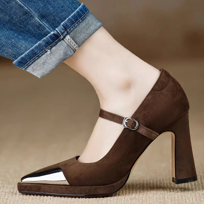 Mora Elegant Pumps
