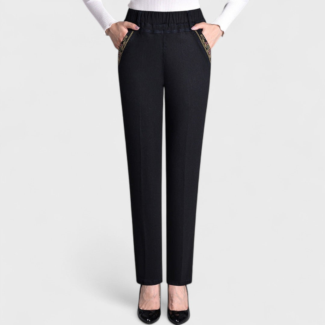 Nerisa - Jeans with Side Pockets and Elastic Waist
