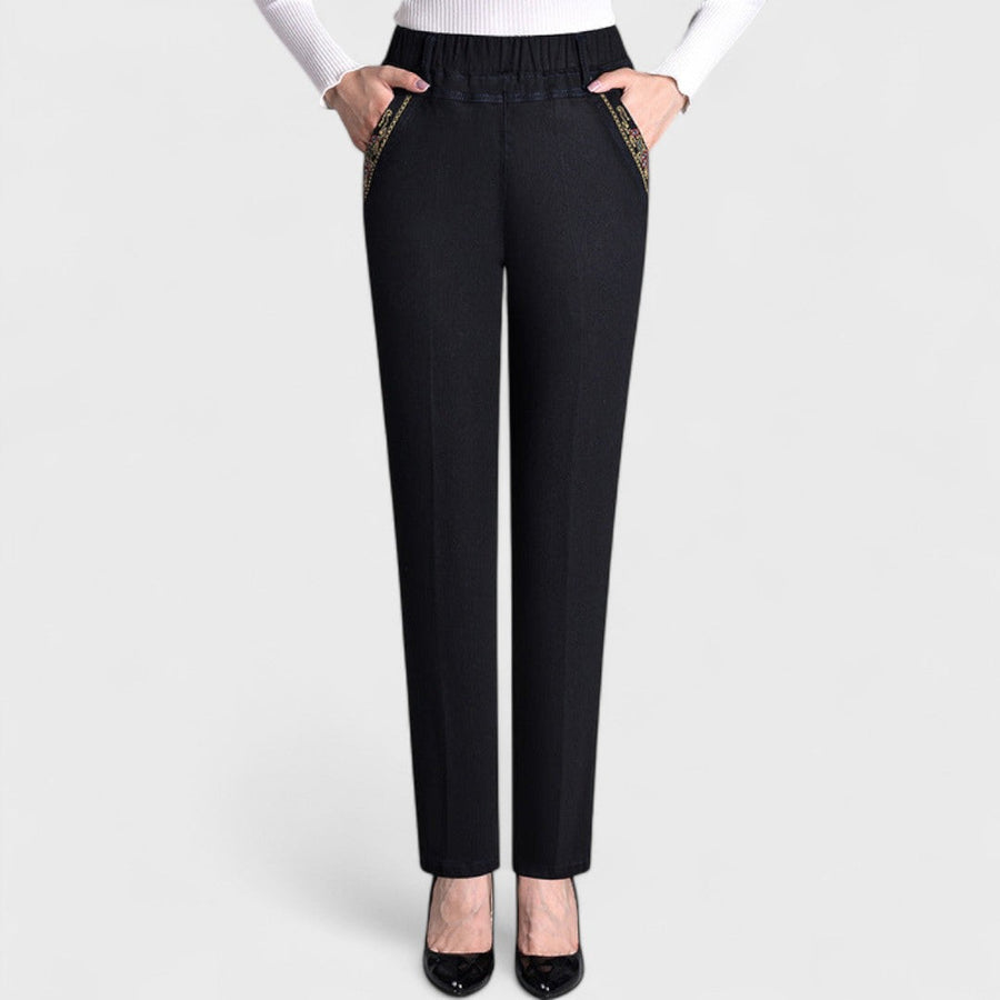 Nerisa - Jeans with Side Pockets and Elastic Waist
