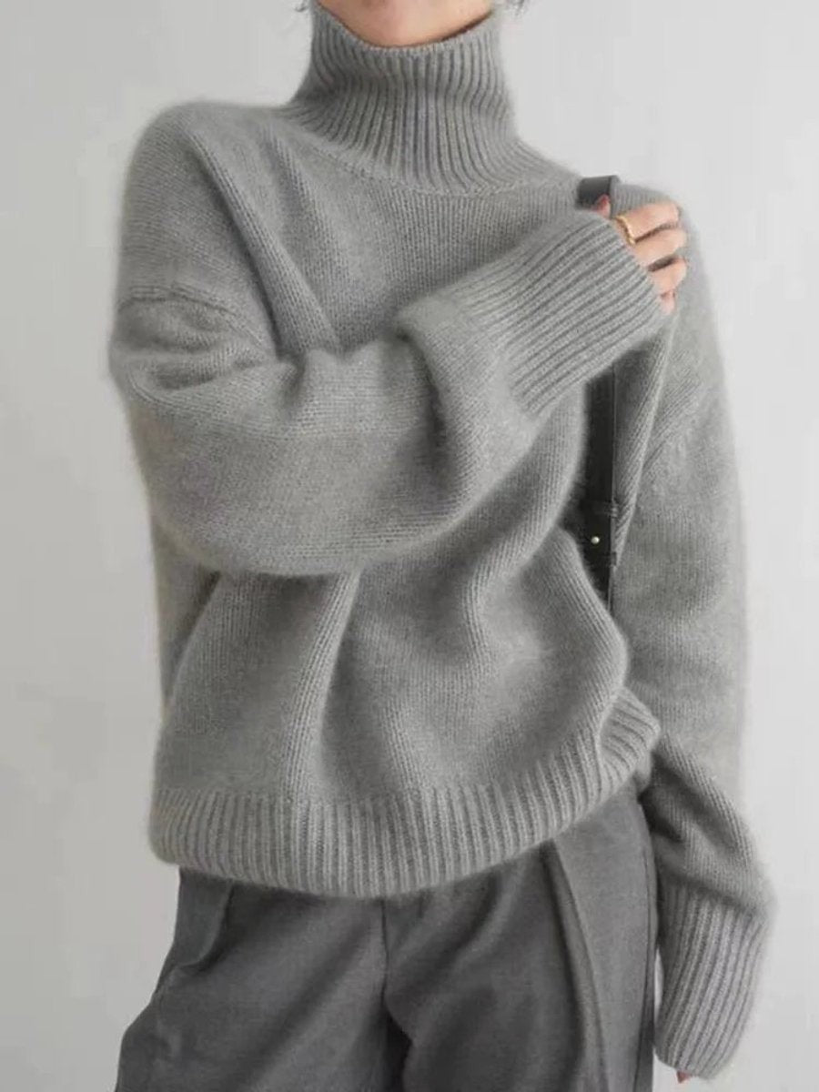 Margaux | Women's Cashmere Knit Oversized Turtleneck Sweater