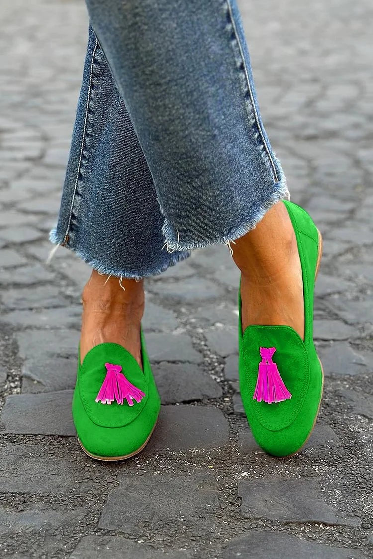 Marlowe | Women's Two-Tone Tassel-Accent Round-Toe Slip-On Loafers